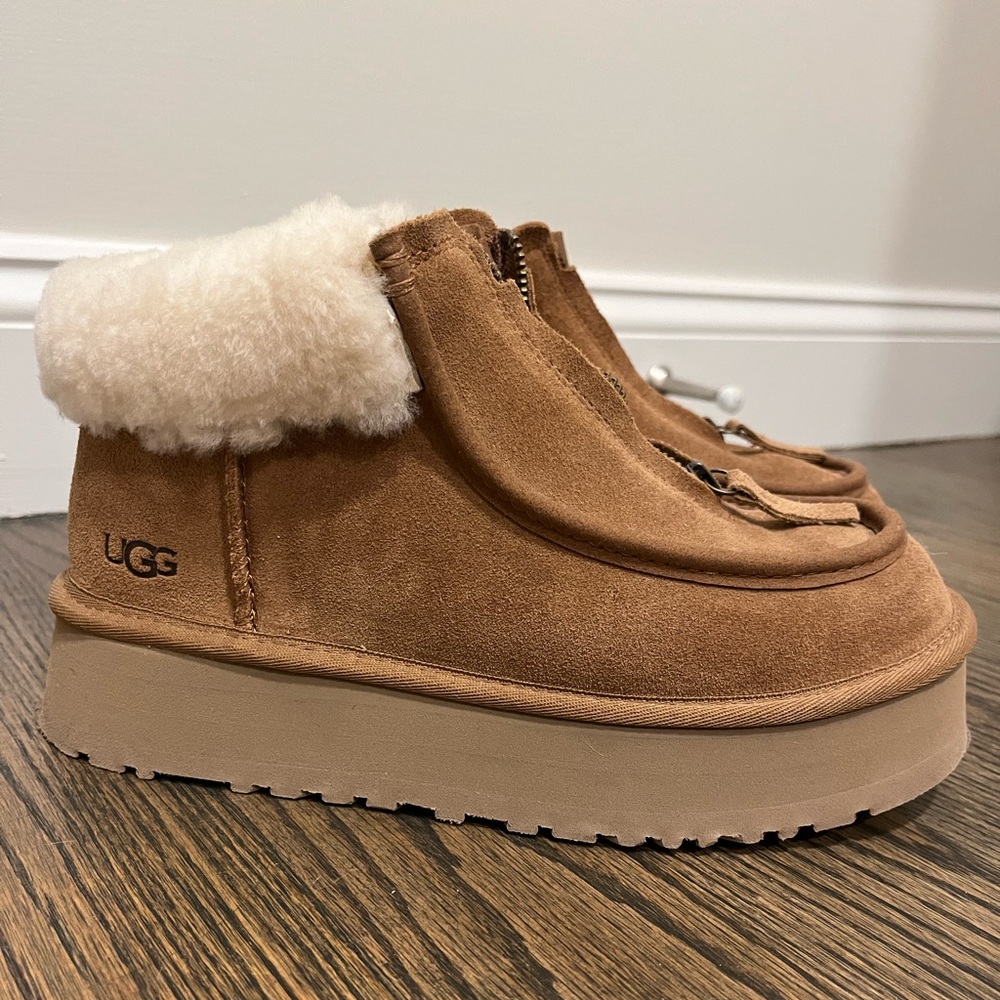 Ugg Funkette boot with zipper. Purchased last spring WORN ONCE